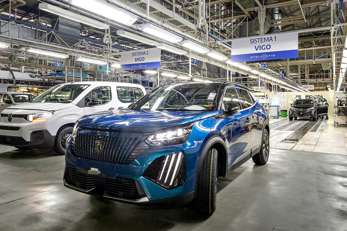 Stellantis frena producción en seis fábricas europeas: exceso de SUV, problemas de confianza y presión china fabrica del 2008 imagen principal