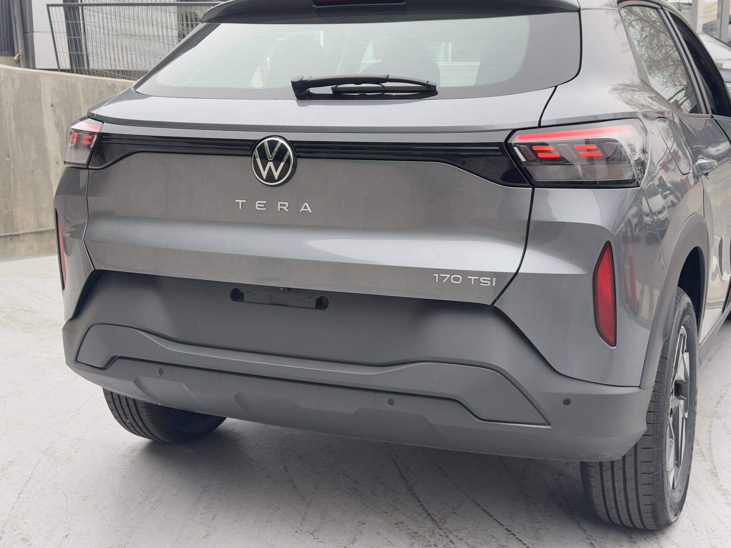 Volkswagen Tera 2025: reseña completa del SUV compacto Volkswagen-tera-trasera