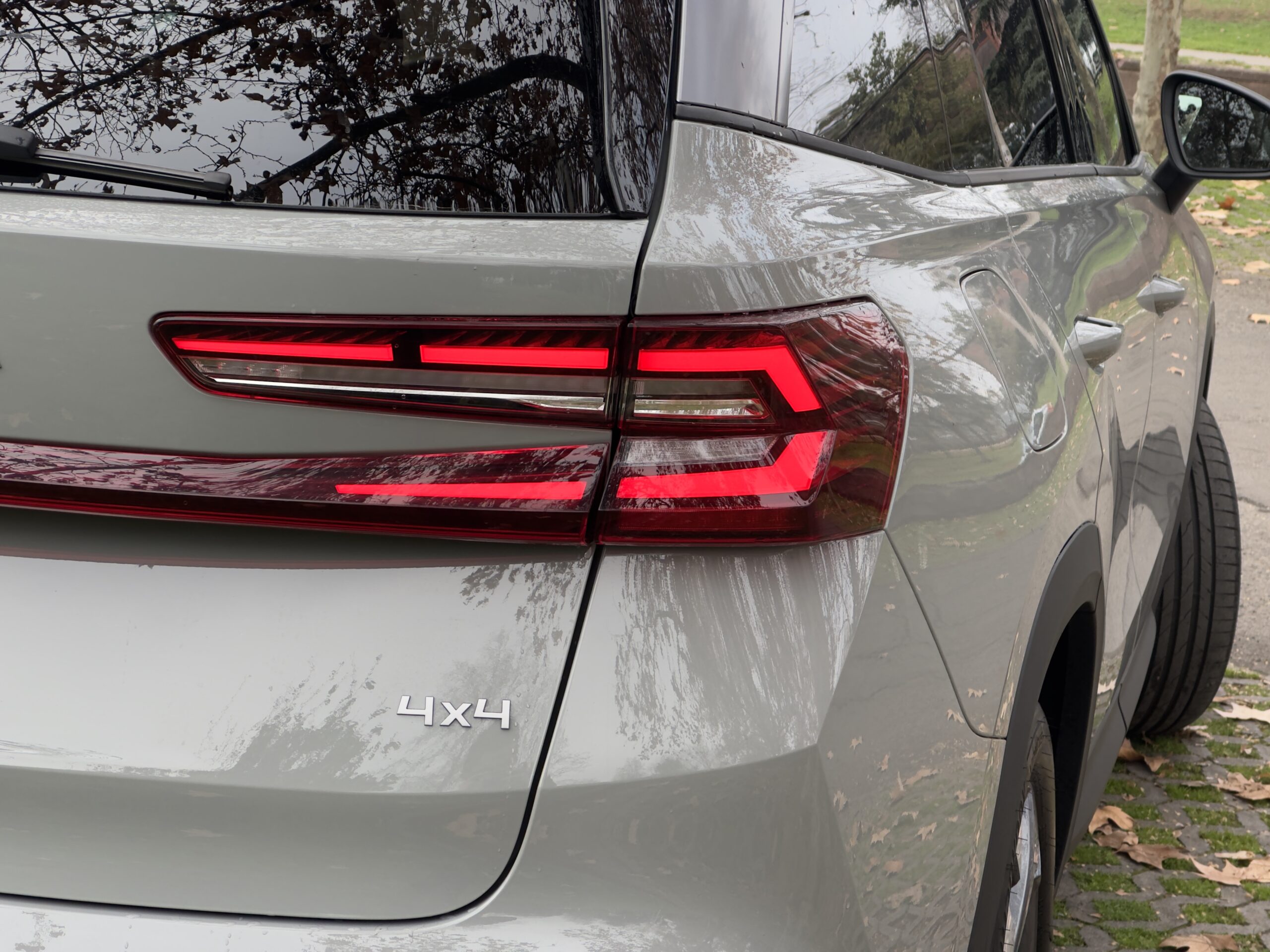 Nuevo Škoda Kodiaq 2025 – La segunda generación de un SUV que marcó historia Ópticas traseras del Škoda Kodiaq 2025