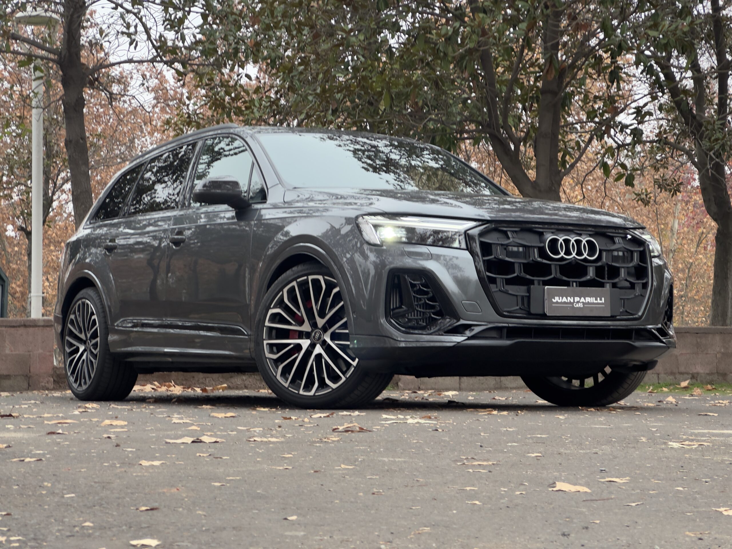 Audi SQ7 — imagen frontal principal