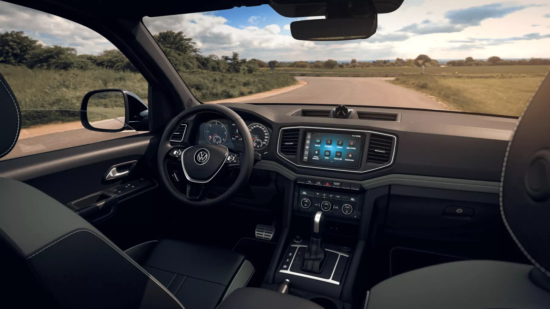 Volkswagen Chile presenta la nueva Amarok: ¿evolución o más de lo mismo? Interior Amarok Argentina