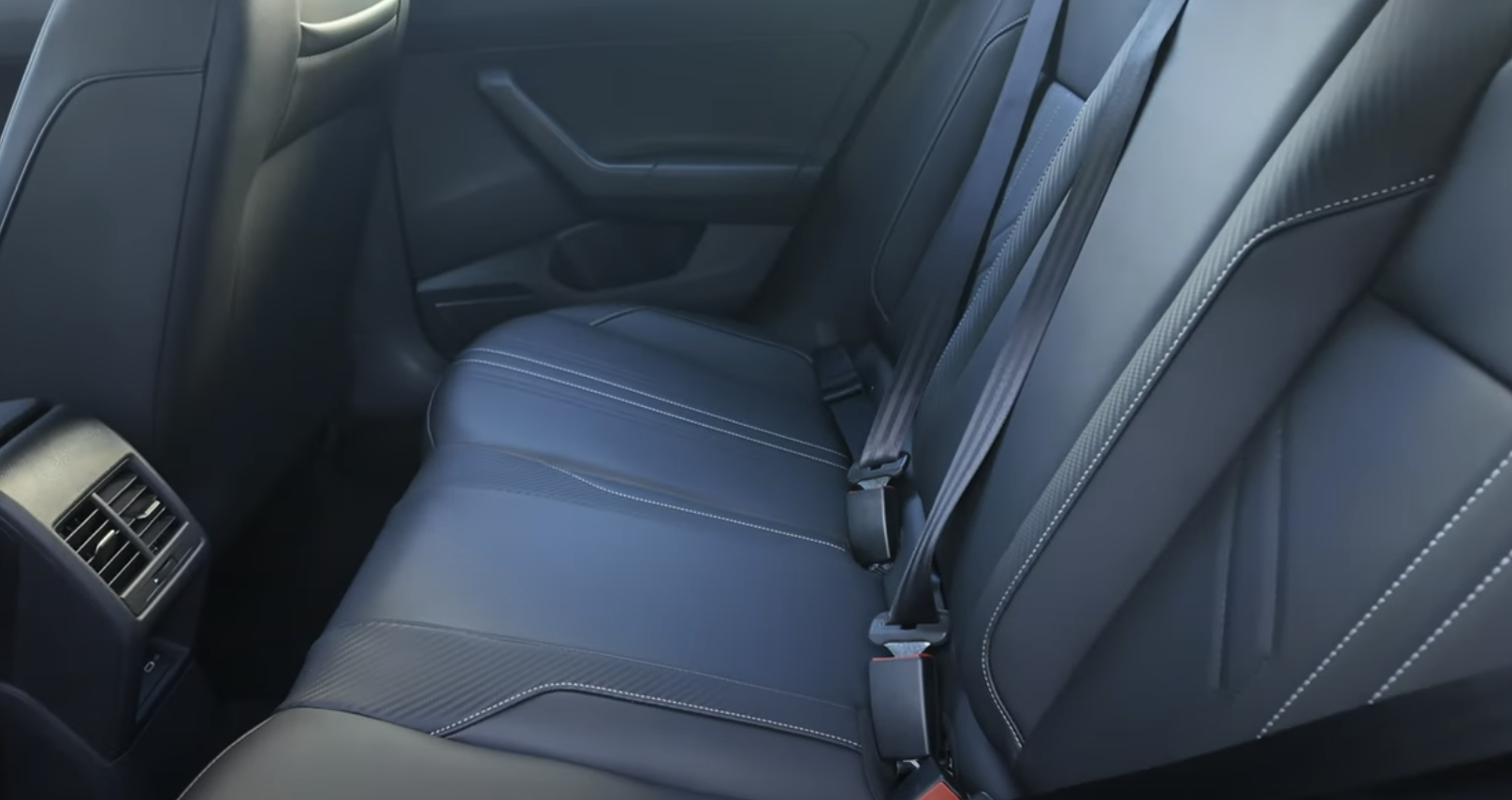 Plazas traseras VW Nivus