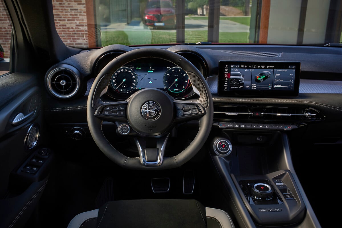 Alfa Romeo Tonale 2026: más presencia, mejor interior y tecnología al día Posición de manejo Alfa Romeo Tonale