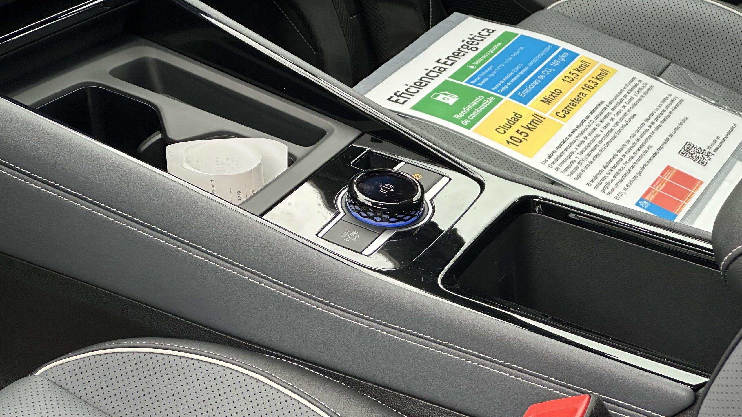 Consola central de Volkswagen Tiguan 2025