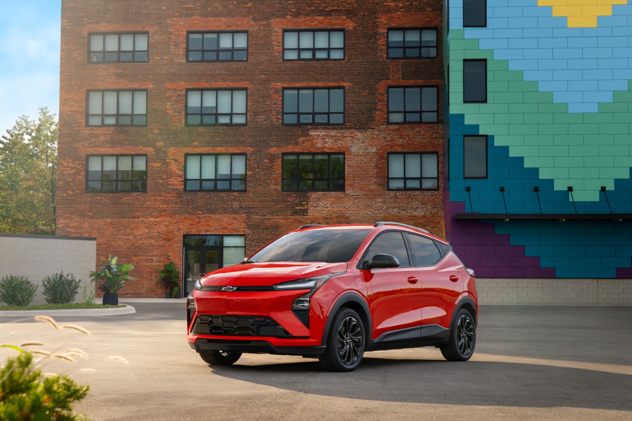 Chevrolet Bolt 2027 exterior, vista 3/4