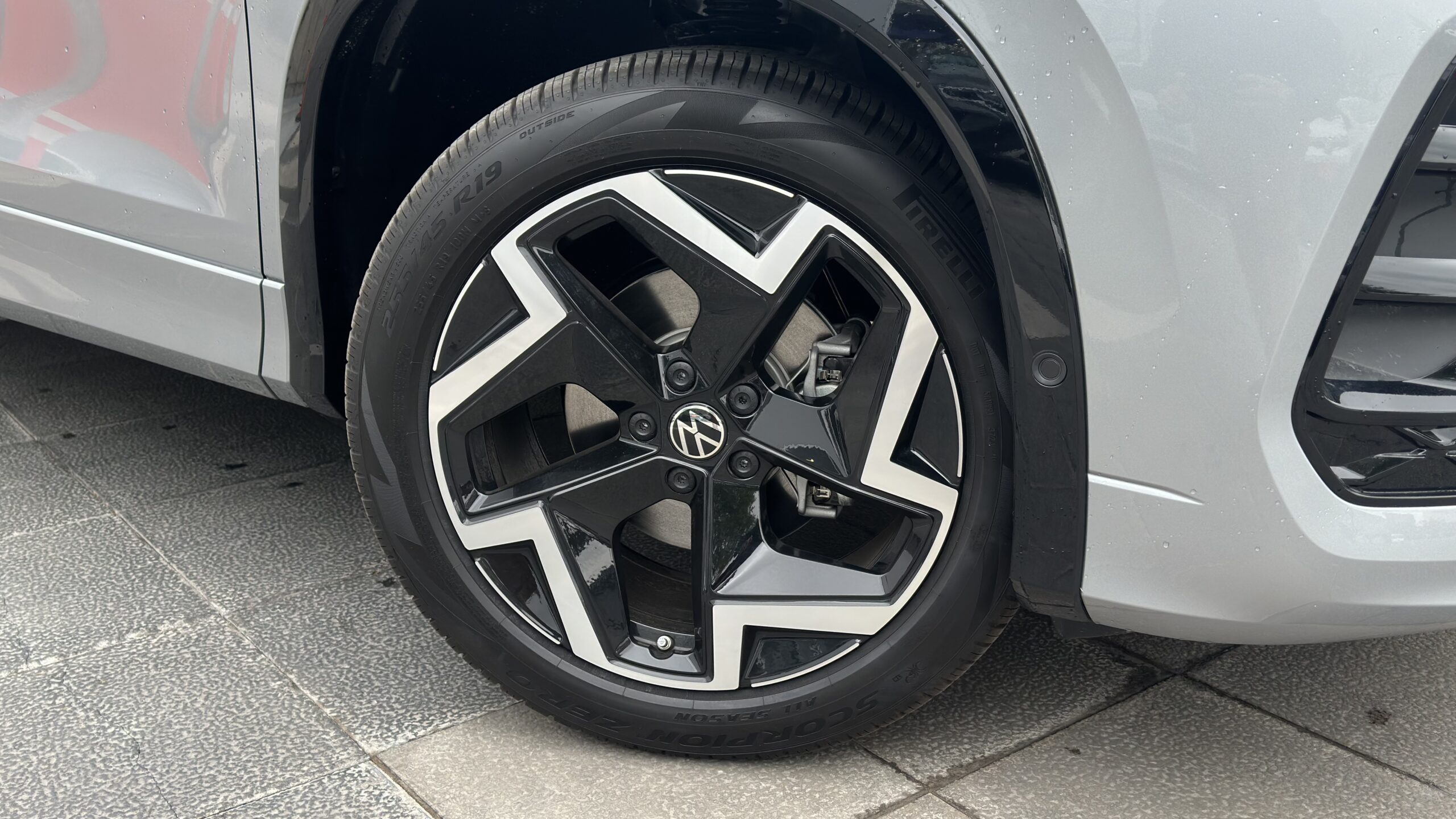 Llantas aro 19 de la Tiguan R-Line