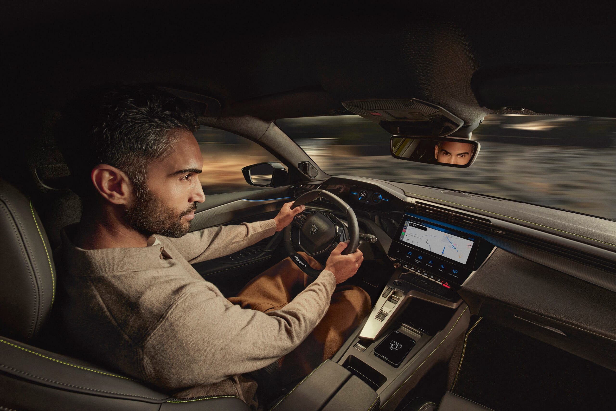 Posición de manejo Peugeot 408