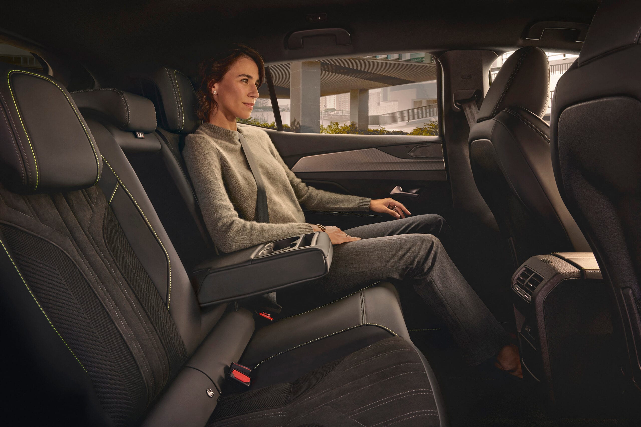 Plazas traseras Peugeot 408