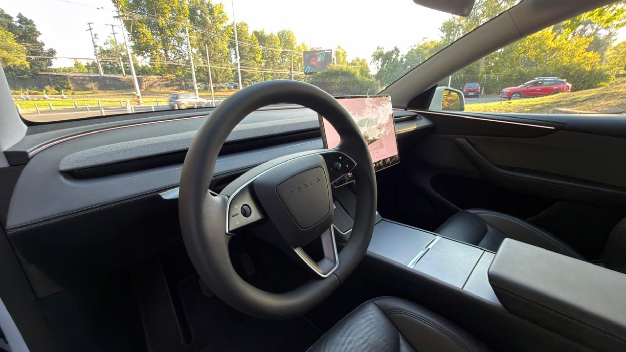Interior delantero Tesla Model Y