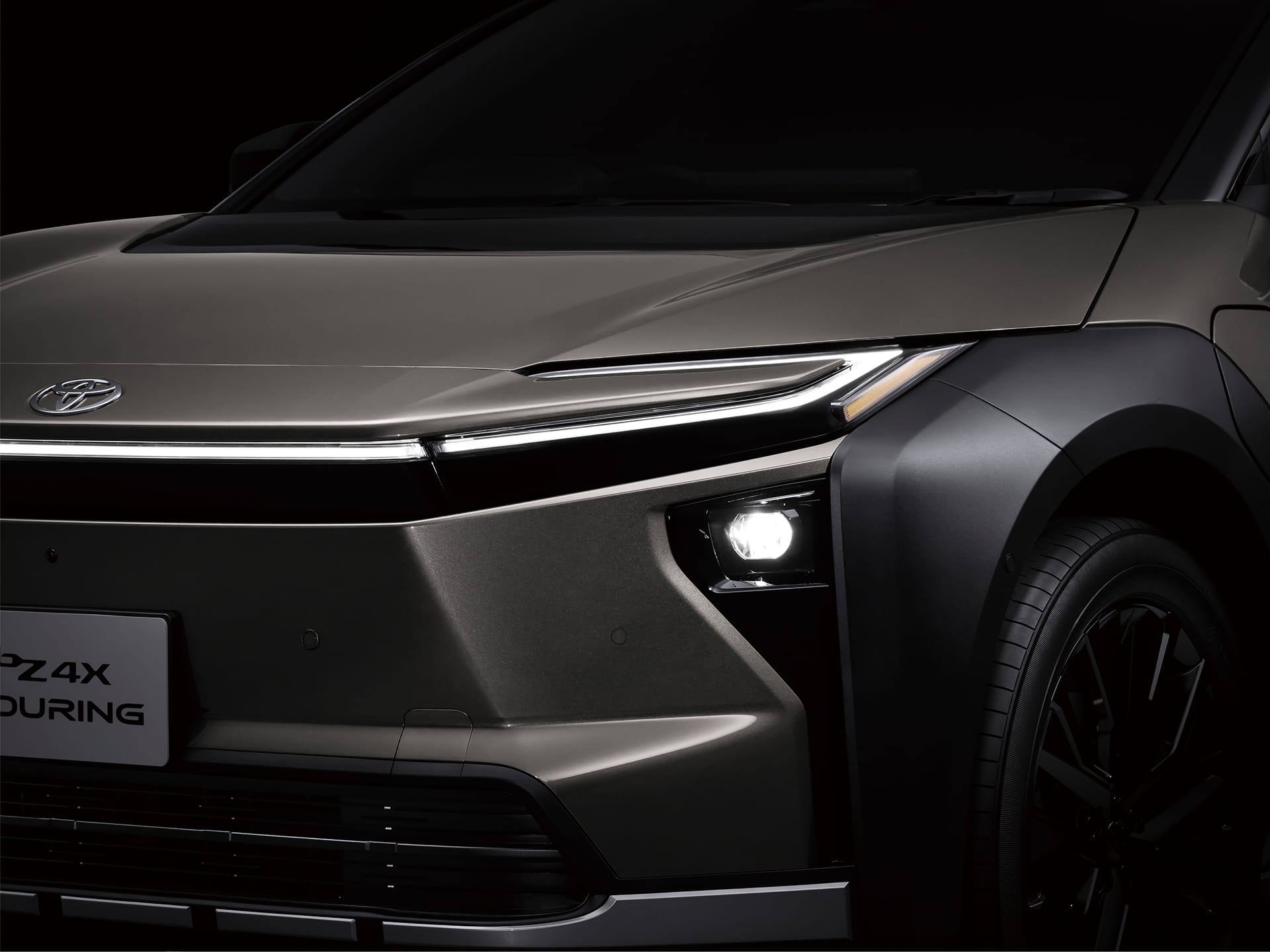 Toyota bZ4X Touring frontal