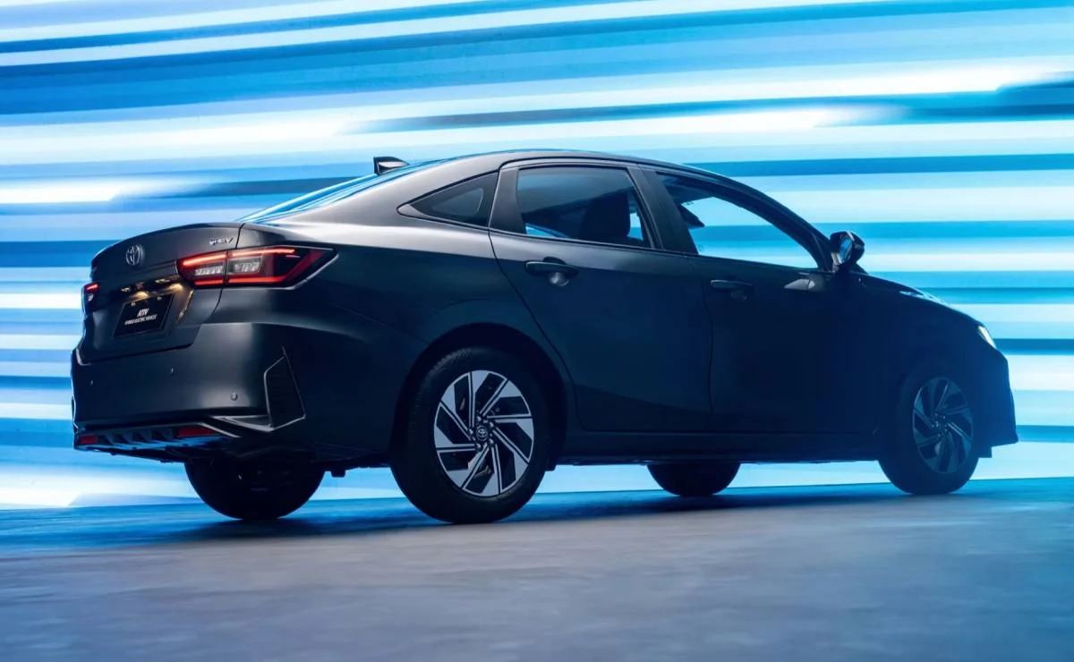 Toyota Yaris Sedán HEV sistema híbrido