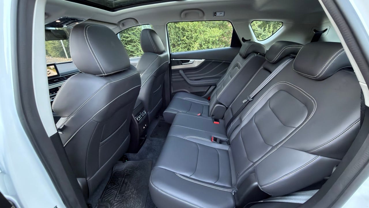 Asientos traseros segunda fila Jetour X70