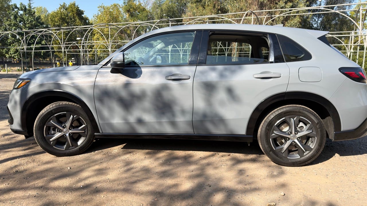 Honda ZR-V vista lateral