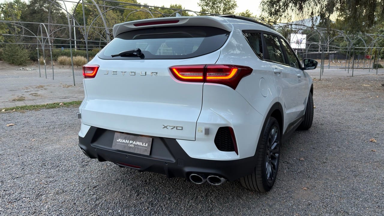 Zona trasera exterior Jetour X70