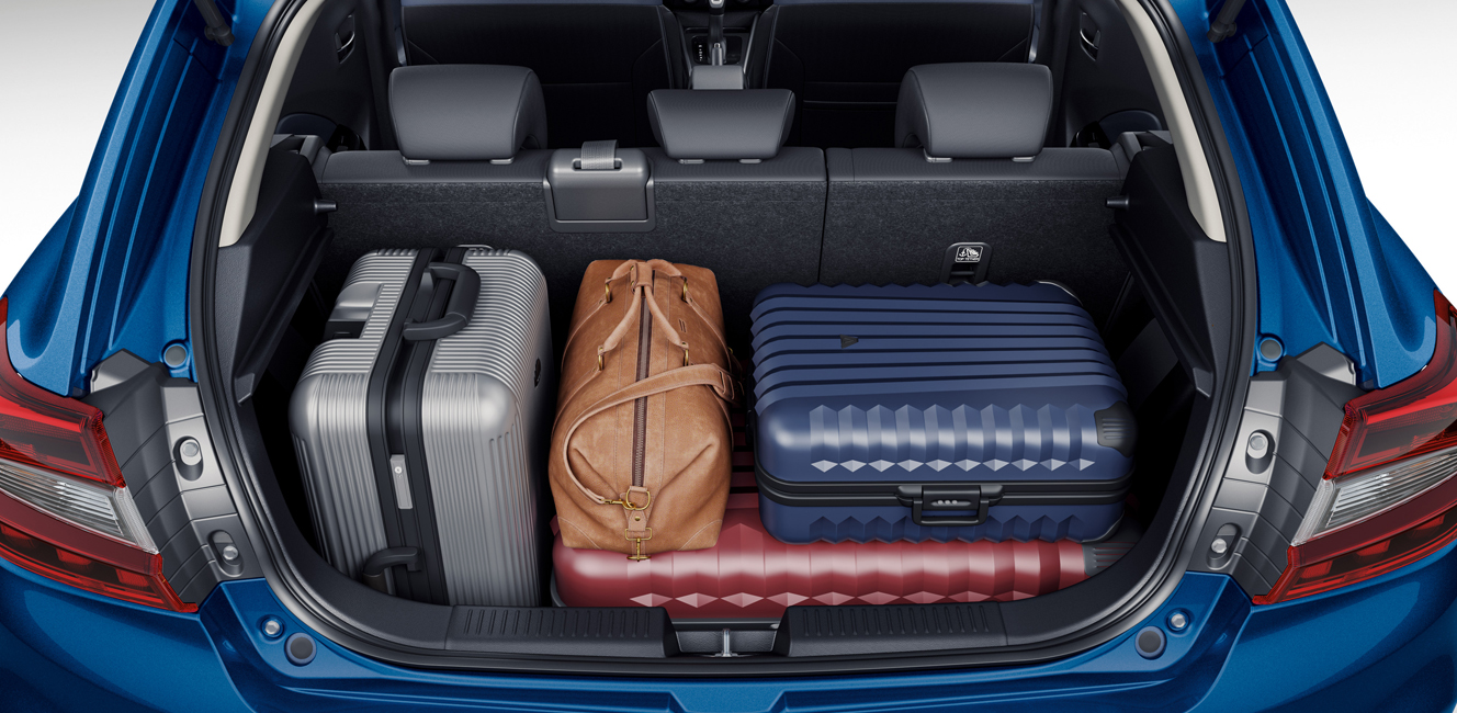 Suzuki Baleno: ¿Por qué es el auto de pasajeros más vendido de Chile? Maletero del Suzuki Baleno — 355 litros