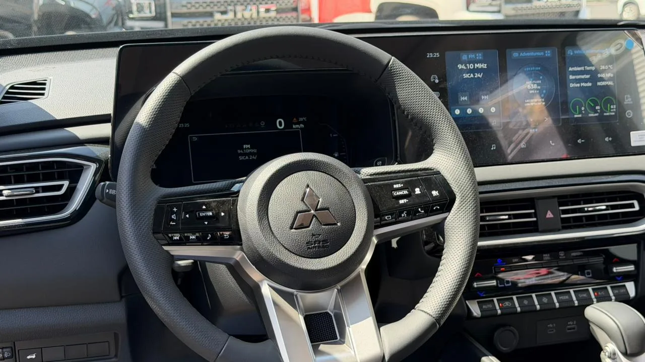 Zona de conducción Mitsubishi Destinator 2025