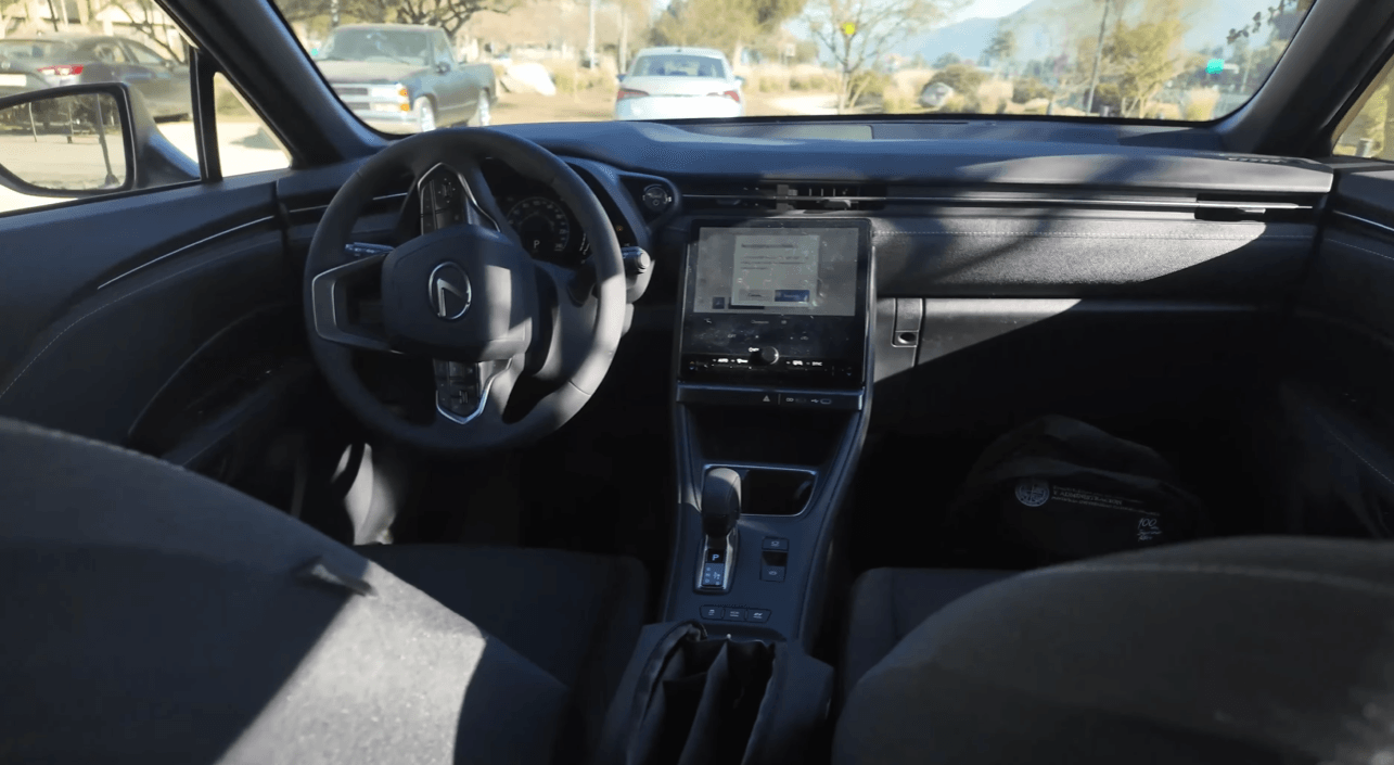 Lexus LBX 2026 - Interior zona delantera