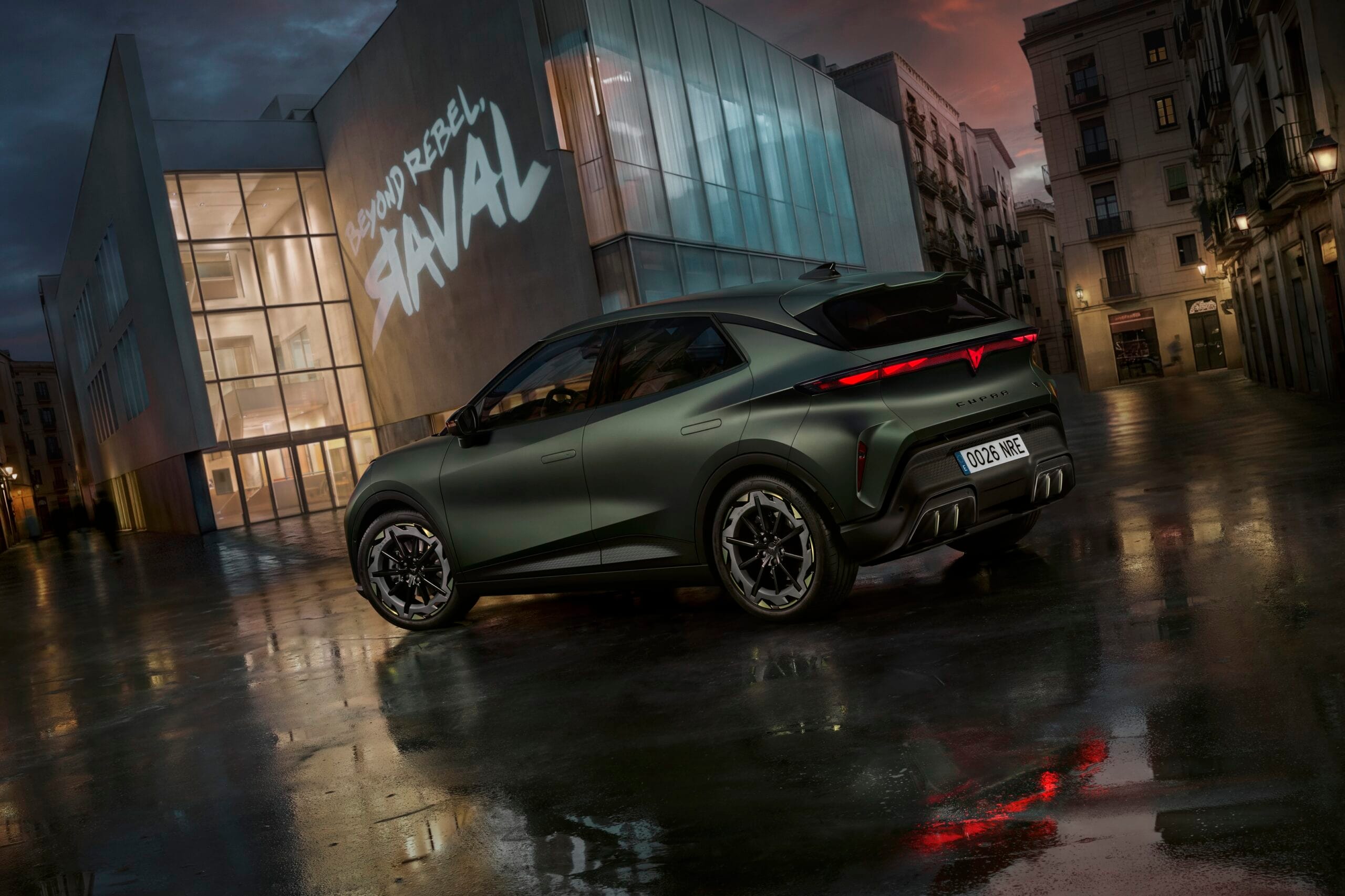 CUPRA Raval - Vista lateral trasera exterior