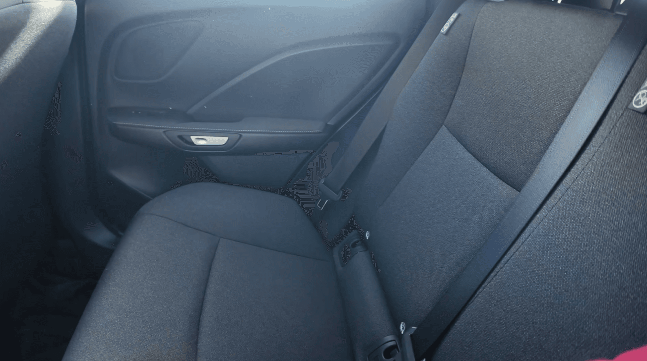 Lexus LBX 2026 - Plazas traseras