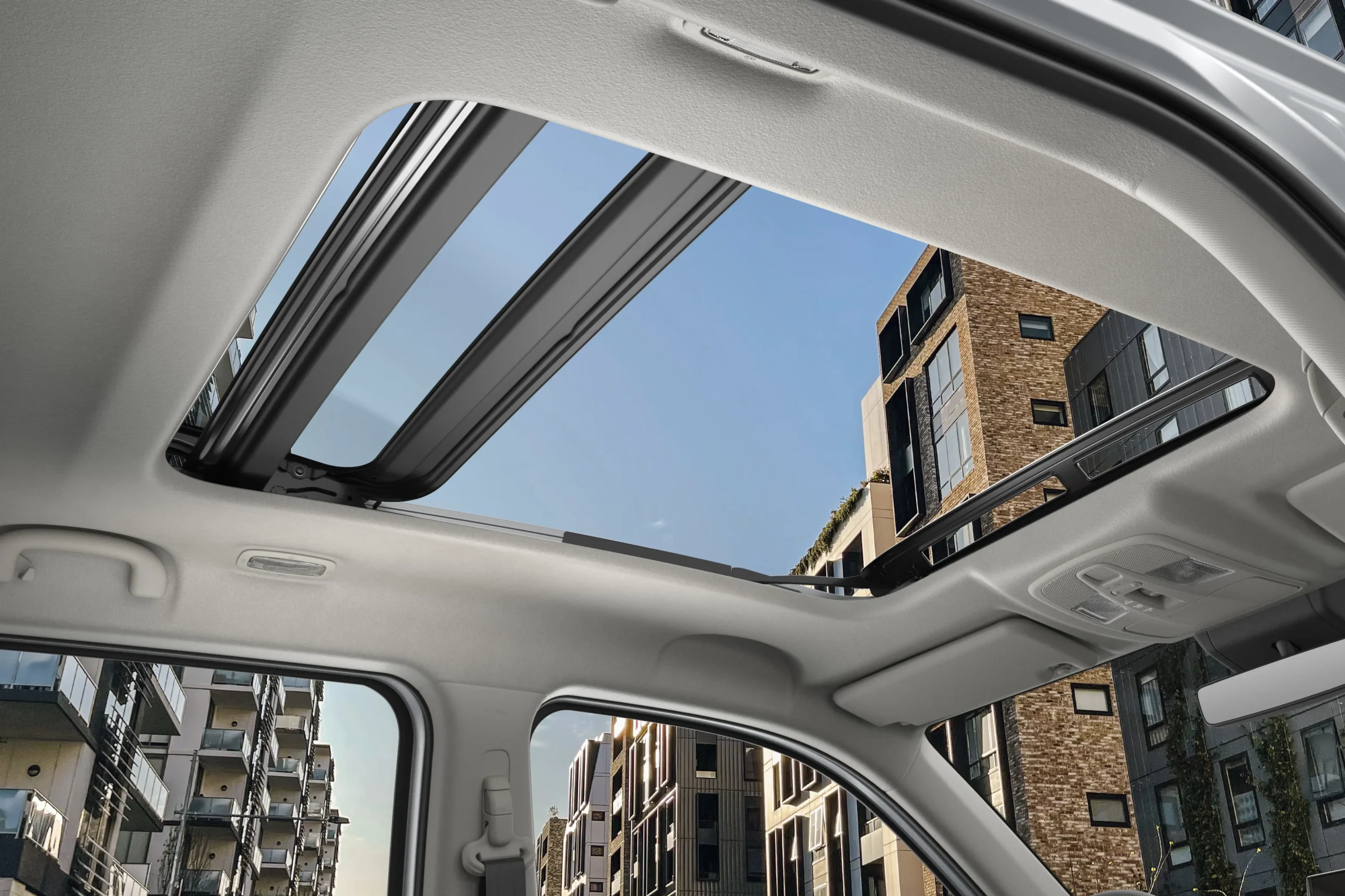 Suzuki Across GLX - Techo panorámico aperturable