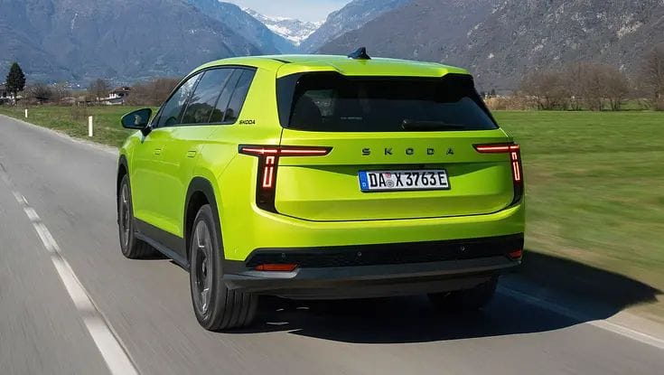 Škoda Peaq zona trasera sin camuflaje — diseño final del nuevo eléctrico flagship