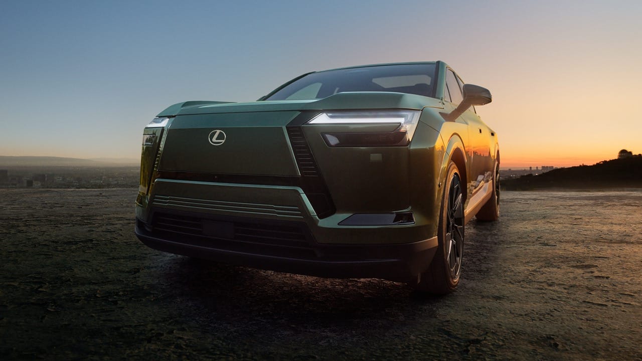 Lexus TZ 2026 – vista frontal