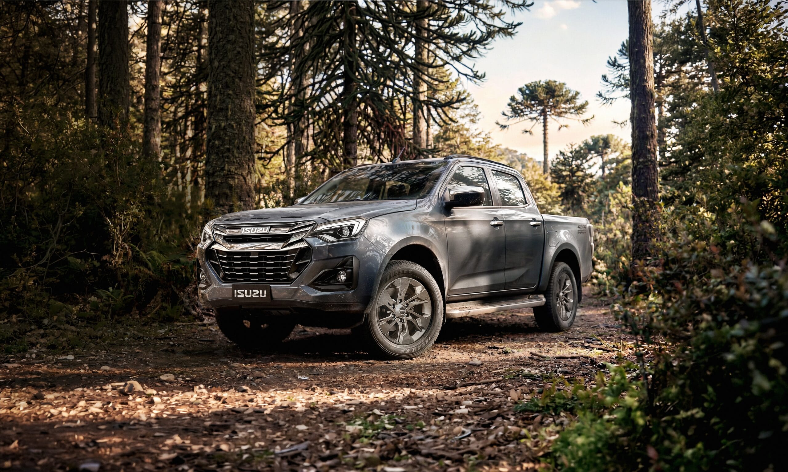 Isuzu RZ4F-STD presentada oficialmente en Chile por Grupo Kaufmann en mayo 2026