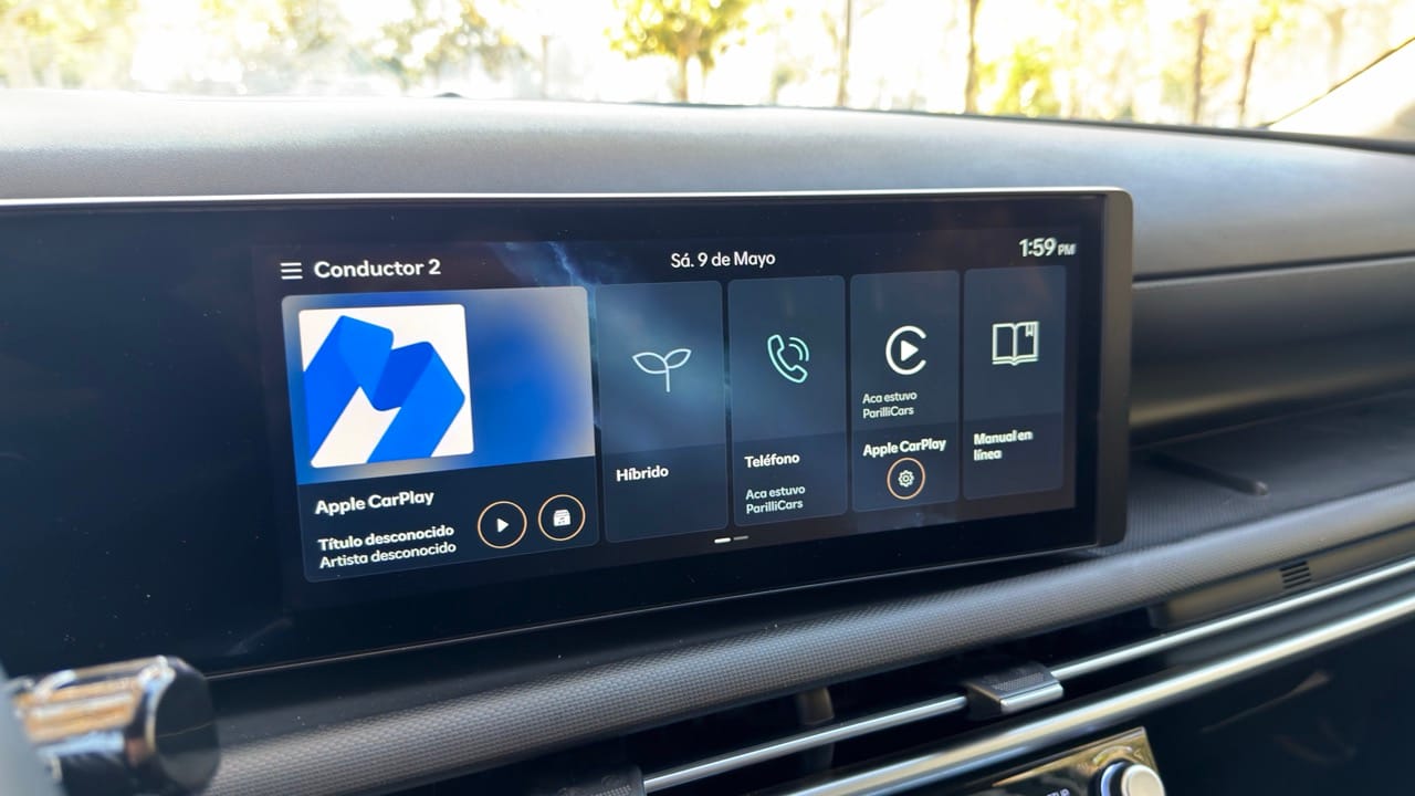 Pantalla de 12,3 pulgadas con Apple CarPlay y Android Auto inalámbrico Pantalla infoentretenimiento 12.3 pulgadas Hyundai Tucson Hybrid 2026