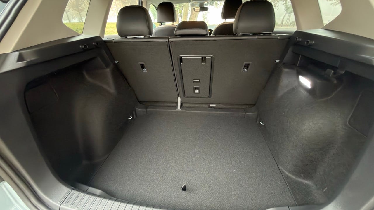 Maletero Volkswagen Taos 2026 498 litros