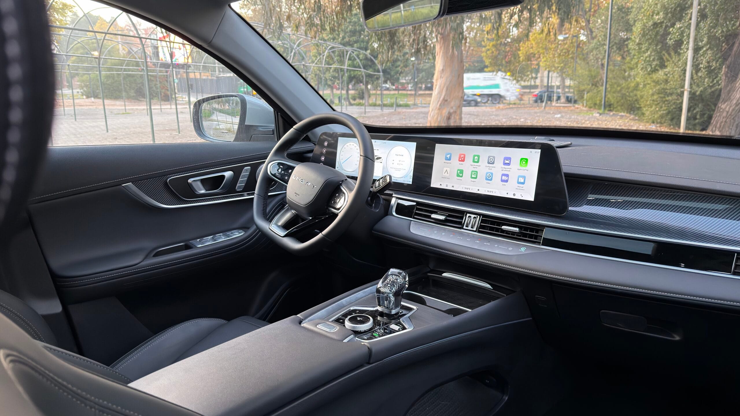 Interior zona delantera Chery Tiggo 7 PHEV
