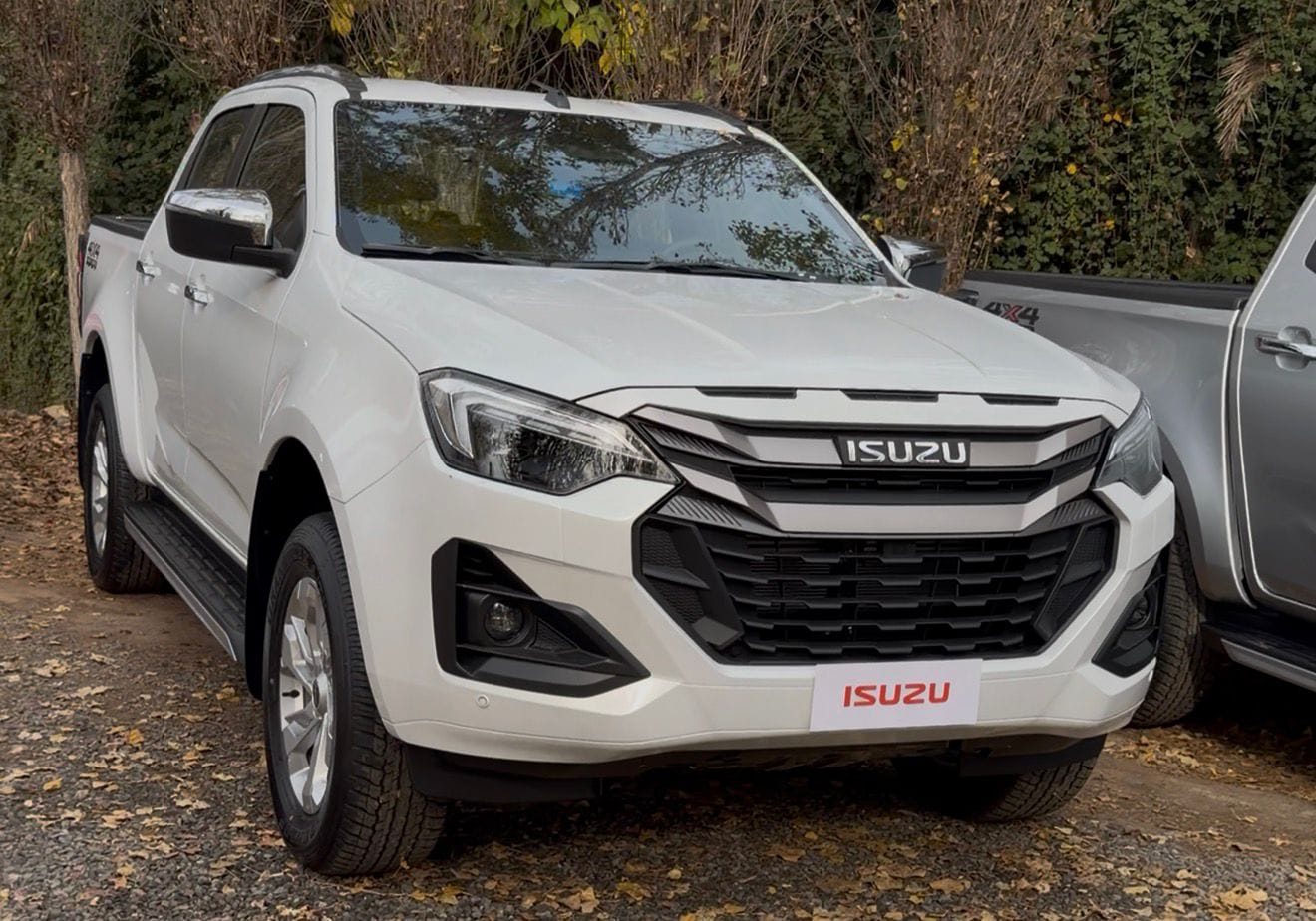 Isuzu llega a Chile por primera vez de forma independiente: pickup 2.2 Turbo Diésel en cuatro versiones desde $26.490.000 imagen final