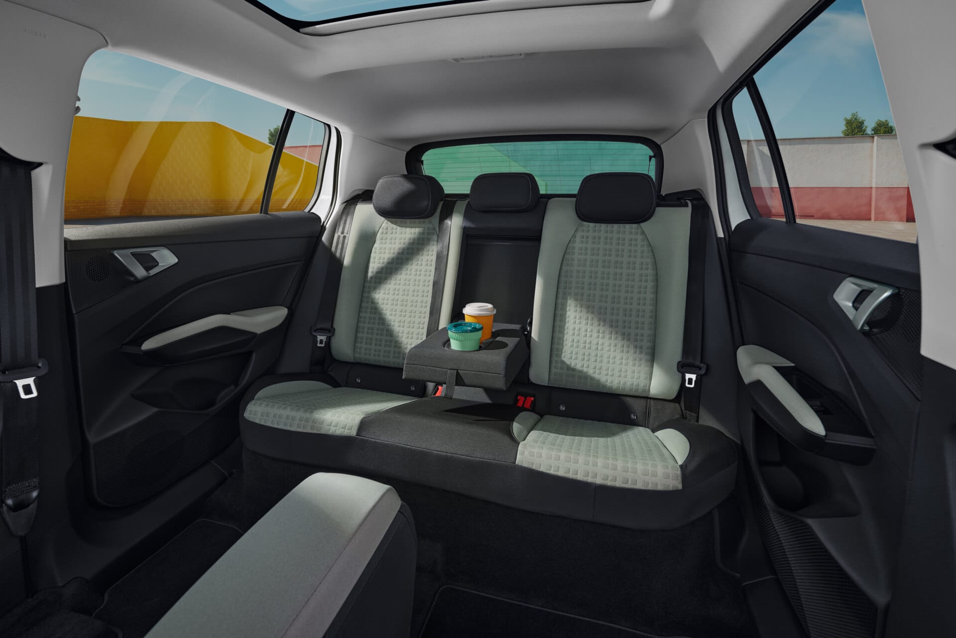 Skoda Epiq, el nuevo SUV electrico de entrada de la marca checa. Škoda Epiq 2026 – plazas traseras