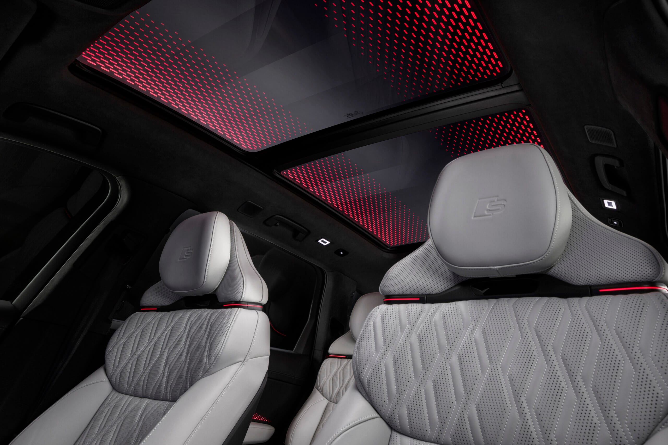 Techo panorámico del Audi Q9 2026 con 9 segmentos de opacidad individual