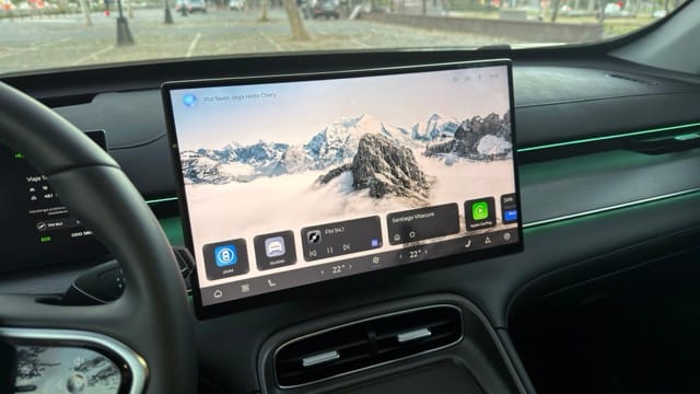 Chery Tiggo 8 PHEV - Reseña Completa Pantalla infoentretenimiento 15,6 pulgadas Chery Tiggo 8 PHEV 2026