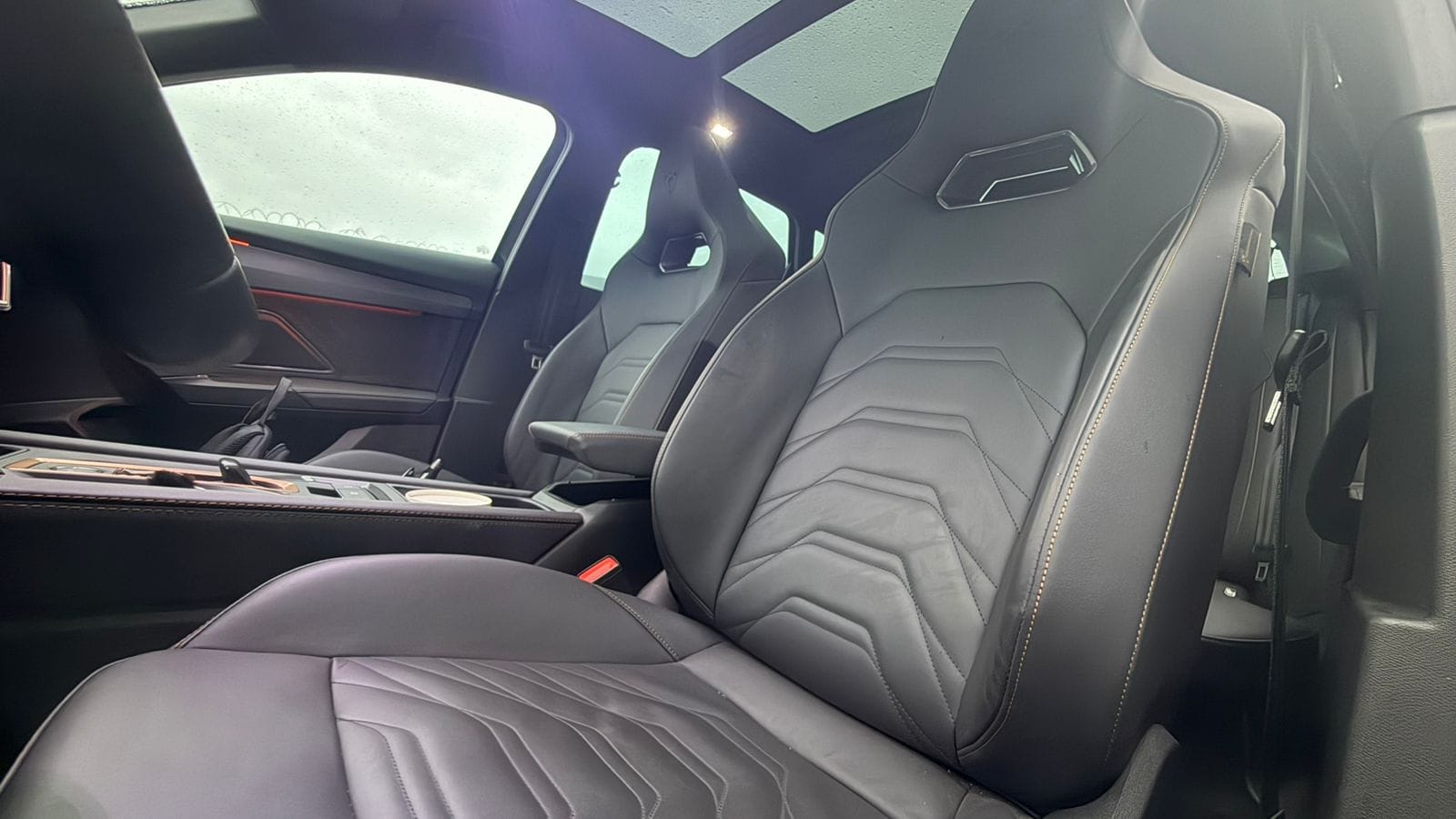 Cupra Formentor PHEV - Reseña Completa Asientos deportivos CUPRA Formentor PHEV con calefacción