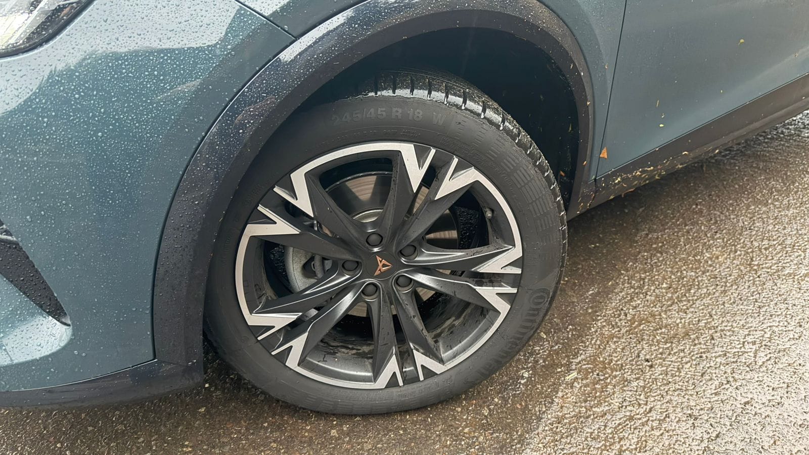 Cupra Formentor PHEV - Reseña Completa Llantas CUPRA Formentor PHEV aro 18